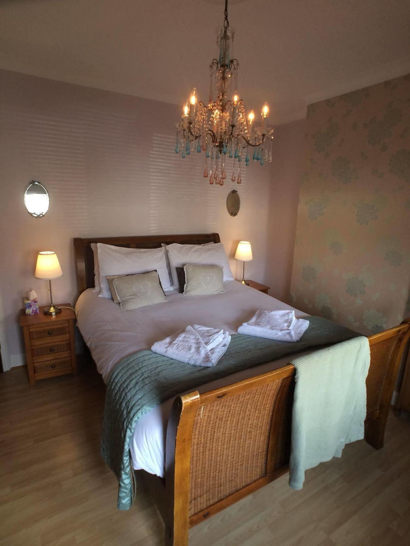 Ty Rosa Rooms Cardiff Ngoại thất bức ảnh